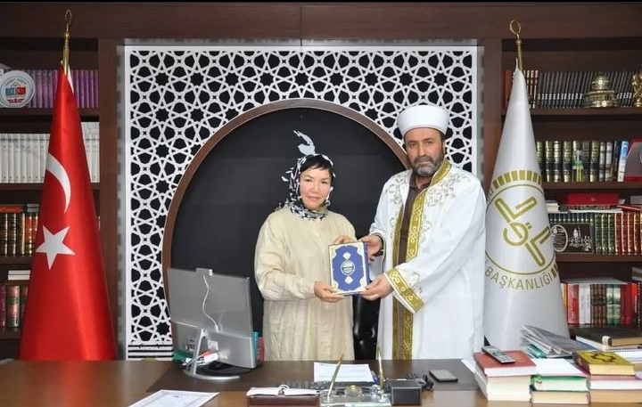 BİR YABANCI DAHA ALANYA’DA MÜSLÜMAN OLDU