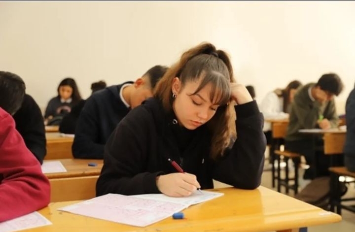 ALANYA BELEDİYESİ’NİN DÜZENLEDİĞİ ALBAP SINAVINDA 50 BİN ÖĞRENCİ TER DÖKTÜ