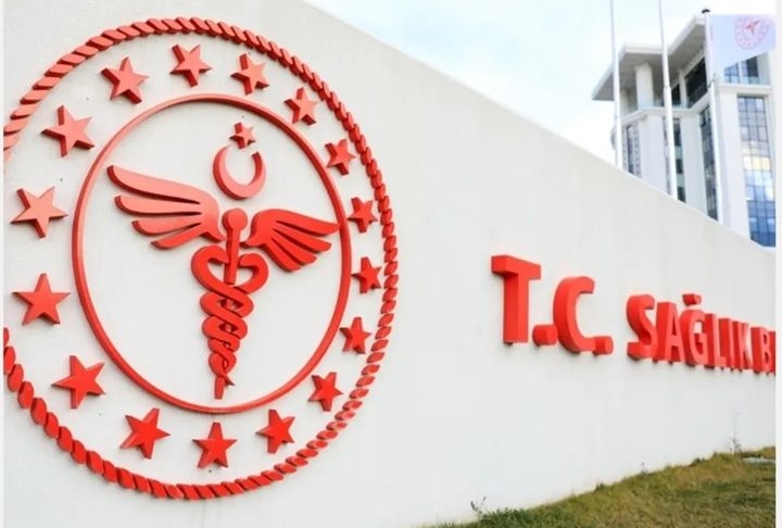 2022 YILINDA SAĞLIK BAKANLIĞINDAN 4.194 HEKİM İSTİFA ETTİ