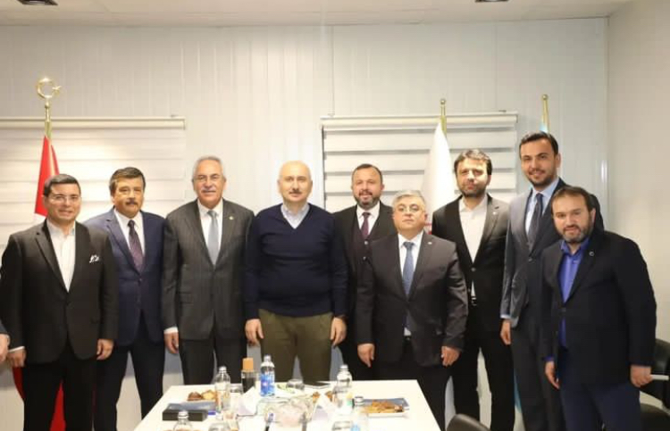 BAŞKAN TOKLU ALANYA’YA MÜJDELERLE DÖNDÜ