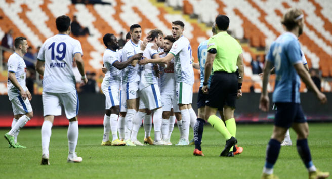 RİZESPOR ADANA DEMİRSPOR’U KUPANIN DIŞINA İTTİ