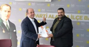 TEMİZ SİYASETİN GÜLEN YÜZÜ” HİLMİ ER”