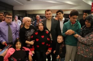 SEVGİNİN EN SAF VE EN BÜYÜĞÜ BAŞKAN YÜCEL’E