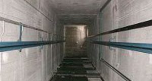 ASANSÖR BOŞLUĞUNA DÜŞEN GENÇ HAYATINI KAYBETTİ