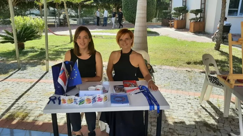 “GENÇLER YURT DIŞI FIRSATLARININ FARKINDA DEĞİL “