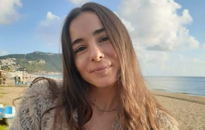 KALE YAMACINDA HAYATINI KAYBEDEN ELİF EMEKSİZ TOPRAĞA VERİLDİ