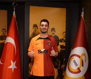 KAAN AYHAN RESMEN GALATASARAY’DA