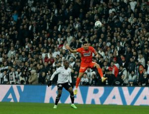 ALANYASPOR DEPLASMANDAN ELİ BOŞ DÖNÜYOR