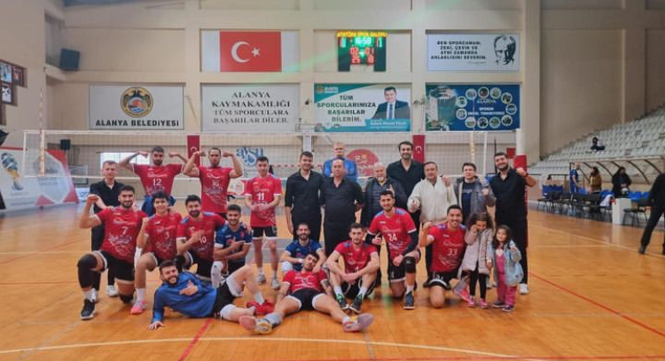 ALANYA BELEDİYESPOR’DAN RAKİBİNE GEÇİT YOK