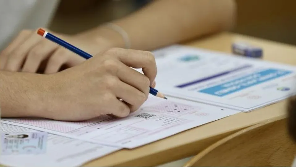 BAKAN ÖZER’DEN LGS VE YKS SINAVINA İLİŞKİN AÇIKLAMA