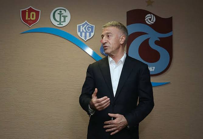 TRABZONSPOR BAŞKANI AHMET AĞAOĞLU İSTİFA ETTİ