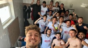 KESTELSPOR U19 TAKIMI 4 ATTI 3 ALDI