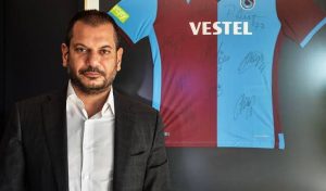 TRABZONSPOR’DA ERTUĞRUL DOĞAN ADAYLIĞINI AÇIKLADI