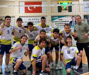 ŞAÜSAL ERKEK VOLEYBOL TAKIMI GALİBİYETLE BAŞLADI
