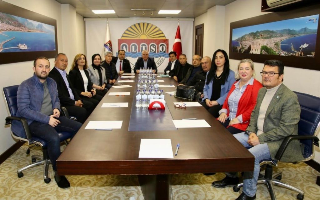 İYİ PARTİ’DEN HEMŞEHRİ DERNEKLERİNE GEÇMİŞ OLSUN ZİYARETİ