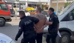 ÇIPLAK TURİST ORTALIĞI AYAĞA KALDIRDI