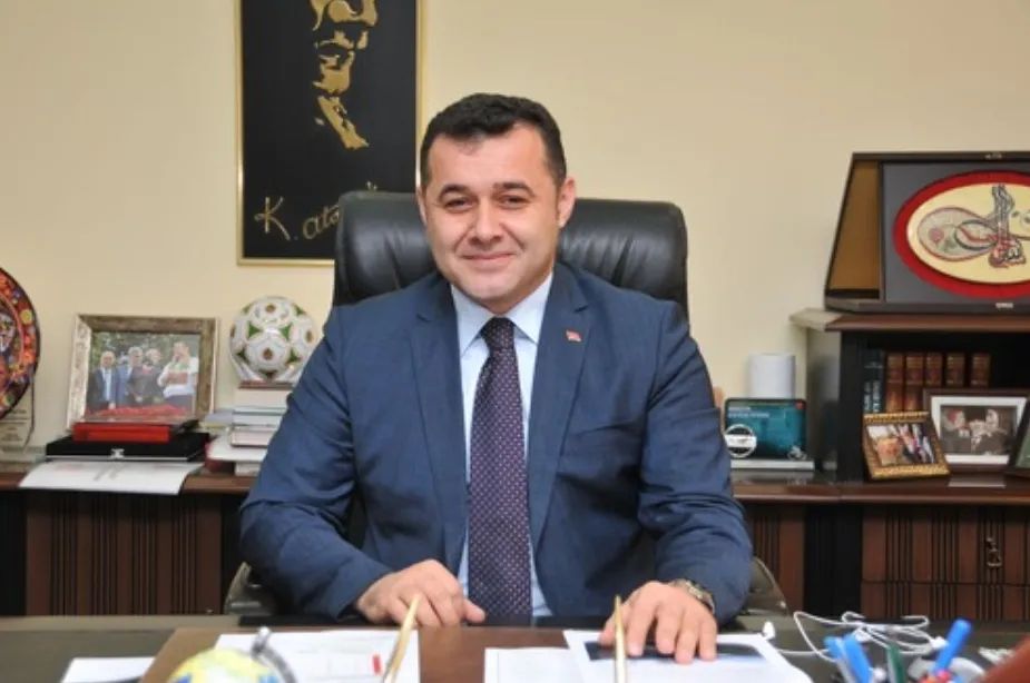 BAŞKAN YÜCEL’DEN 23 NİSAN ULUSAL EGEMENLİK VE ÇOCUK BAYRAMI MESAJI