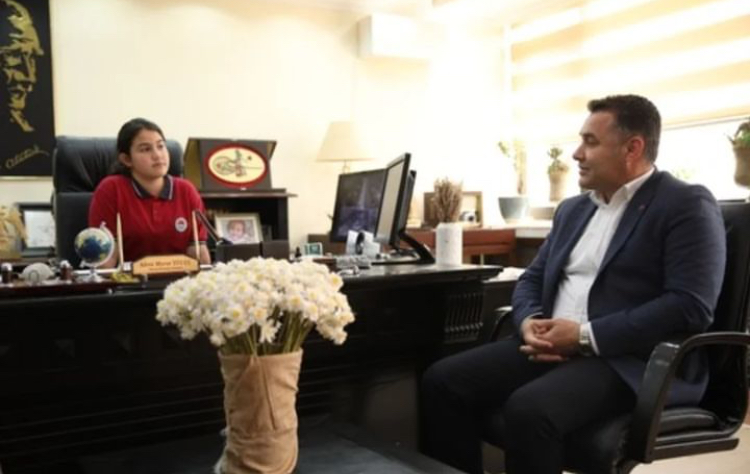 BAŞKAN YÜCEL KOLTUĞUNU BUĞLEM’E DEVRETTİ