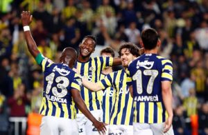 İLK FİNALİST FENERBAHÇE