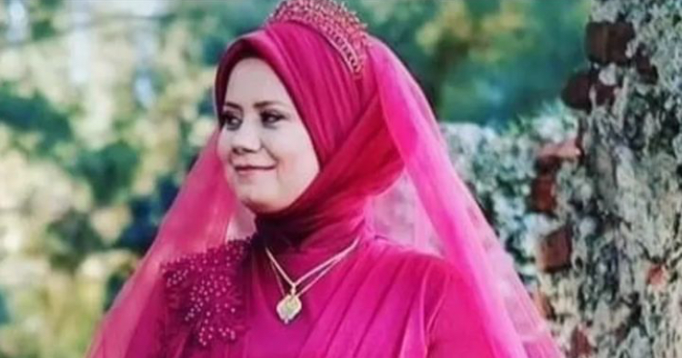 FECİ KAZADA CAN VEREN GENÇ KADIN TOPRAĞA VERİLDİ