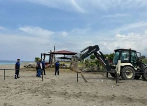 KAÇAK YAPILARLA MÜCADELE SÜRÜYOR