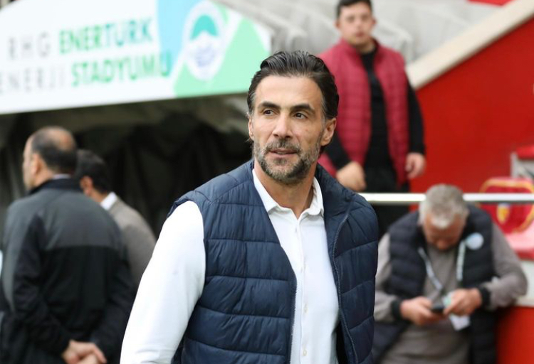 ÖMER ERDOĞAN:”4-0 GİBİ BİR SKORLA AYRILDIĞIMIZ İÇİN ÇOK MUTLUYUM”