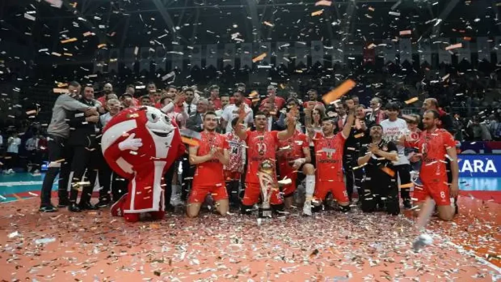 EFELER LİGİ’NİN ŞAMPİYONU ZİRAAT BANKKART