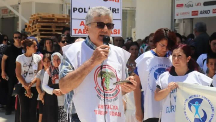 KADIN DOKTOR CİNAYETİNE PROTESTO