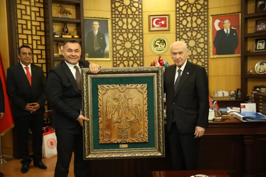 ALANYA SEVDALISI BAHÇELİ’NİN SELAMI VAR