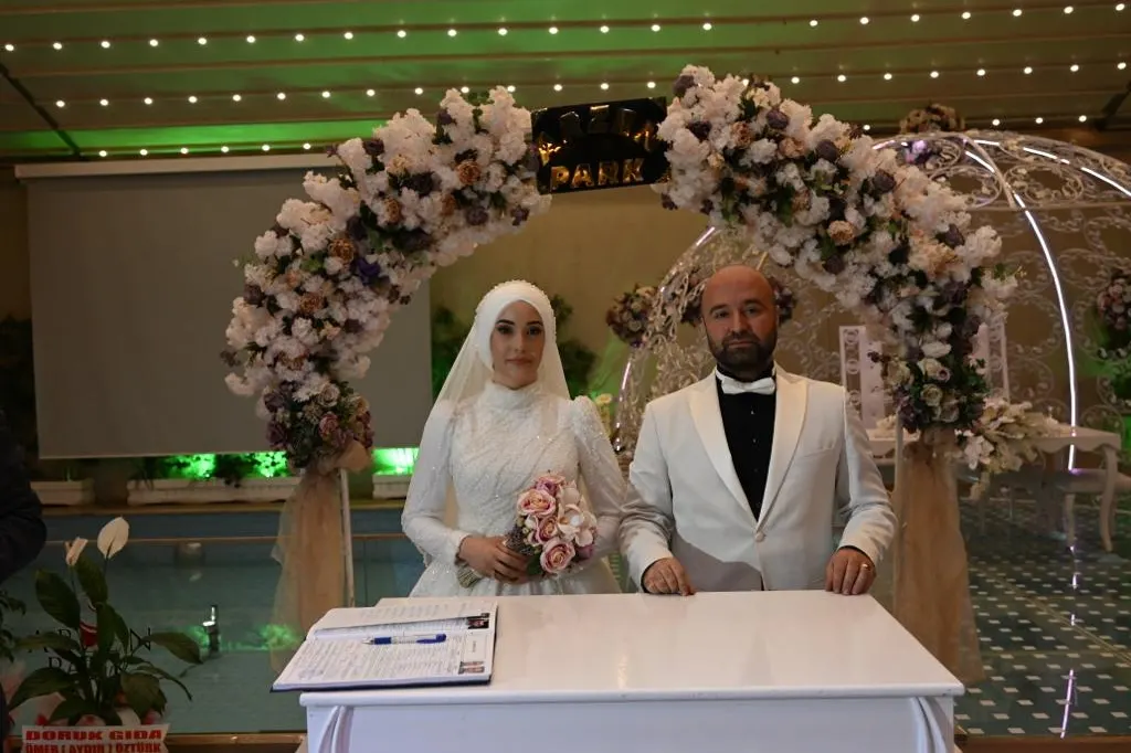 BUĞRA KOÇAN’DAN BEKARLIĞA MUHTEŞEM VEDA