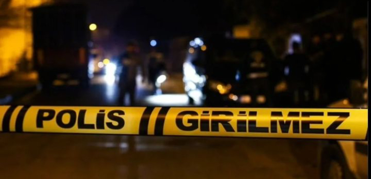 ANNE VE BABASININ CANINA KIYDI