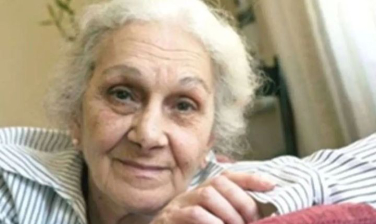 BİR YILDIZ DAHA KAYDI