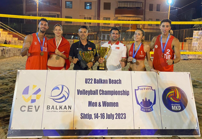 U22 PLAJ VOLEYBOLU BALKAN ŞAMPİYONASI’NDA TÜRKİYE FIRTINASI