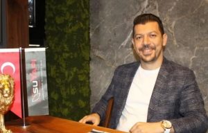 İYİ PARTİ ALANYA’DA GENEL MERKEZ GİBİ KARIŞTI