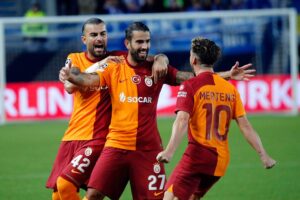 ICARDİ YILDIZLAŞTI, GALATASARAY 3 GOLLE KAZANDI