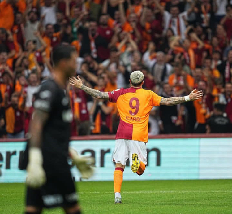 DERBİDE ICARDİ ATTI GALATASARAY GÜLDÜ