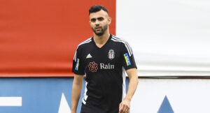 GHEZZAL’IN OĞLU VE KAYINVALİDESİ TRAFİK KAZASI GEÇİRDİ