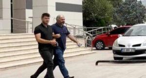 FİRARİ EVİNDE YAKALANDI