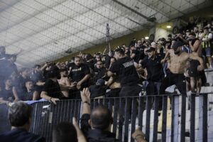 MARİBOR-FENERBAHÇE KARŞILAŞMASINDA KAVGA ÇIKTI
