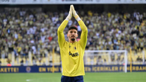 FENERBAHÇE GENÇ KALECİ ALTAY BAYINDIR’A VEDA ETTİ