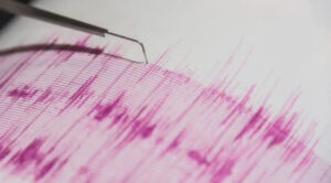 EGE DENİZİNDE DEPREM