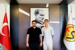 ESKİŞEHİRSPOR EREN’İN ALANYASPOR’A TRANSFER OLDUĞUNU AÇIKLADI