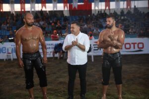 GÖKBEL’İN BAŞPEHLİVANI ALİ GÜRBÜZ OLDU