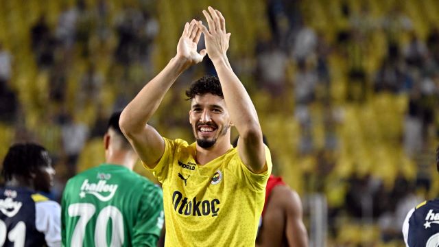 ALTAY BAYINDIR MANCHESTER UNİTED İÇİN İNGİLTERE’YE GİTTİ