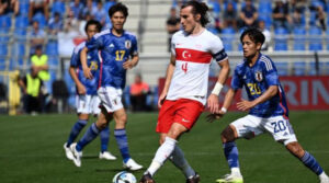 MİLLİLERİMİZ, JAPONYA’YA DİŞ GEÇİREMEDİ