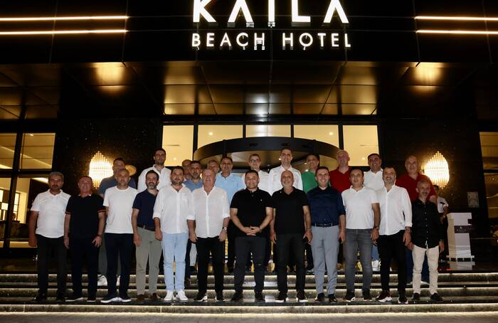 ALANYASPOR YÖNETİMİNİN ONUR KONUĞU BAŞKAN YÜCEL OLDU