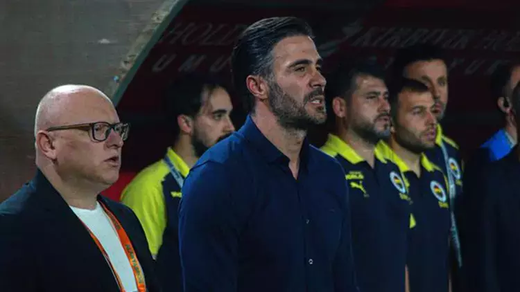 ALANYASPOR TEKNİK DİREKTÖRÜ ÖMER ERDOĞAN, KIRMIZI KART GÖRDÜ