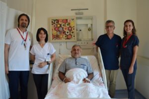 3 YIL SÜREN ‘DELİRTEN AĞRIDAN’ AMELİYATLA KURTULDU