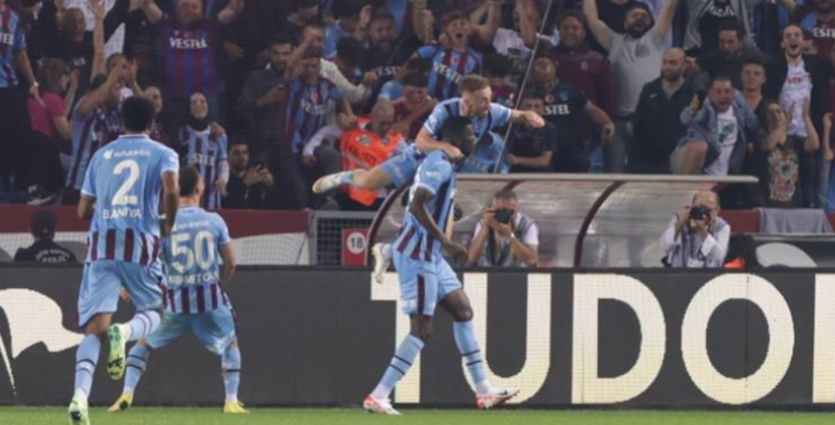 DEV DERBİDE 3 GOLLE KAZANAN TRABZONSPOR