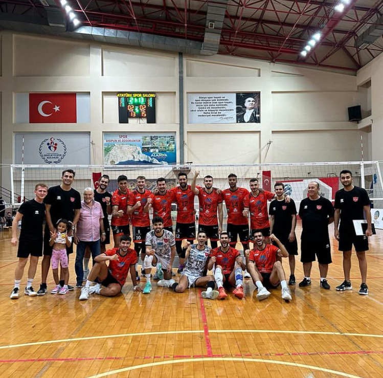 ALANYA BELEDİYESPOR, TURNUVANIN İLK MAÇINI KAYIPSIZ GEÇTİ